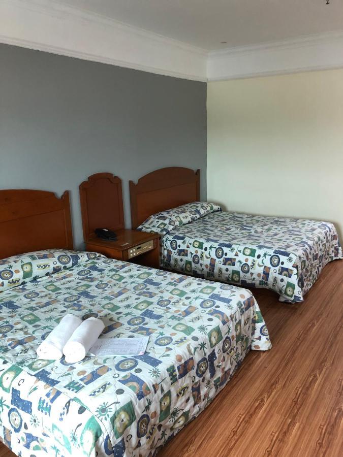 Purnama Hotel Limbang Buitenkant foto