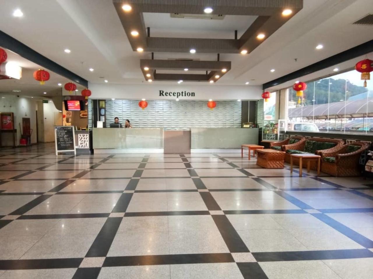 Purnama Hotel Limbang Buitenkant foto