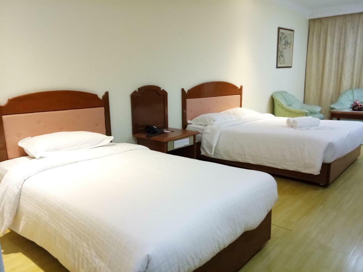 Purnama Hotel Limbang Buitenkant foto